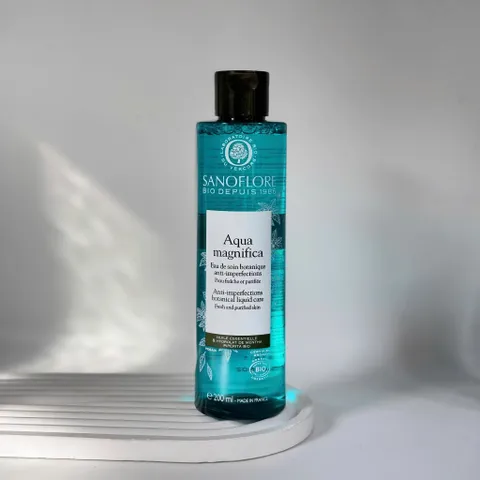 Toner Hữu Cơ Sanoflore Aqua Magnifica - Giảm Mụn, Kiểm Soát Dầu Cho Da Dầu & Hỗn Hợp - Sạch Sâu, Thoáng Mát
