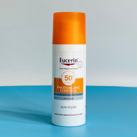 Kem Chống Nắng Eucerin Photoaging Control SPF50+ 50ml - Bảo Vệ Da Lão Hóa, Chống UVA/UVB, Kết Cấu Lỏng Nhẹ, Dưỡng Ẩm Tối Đa