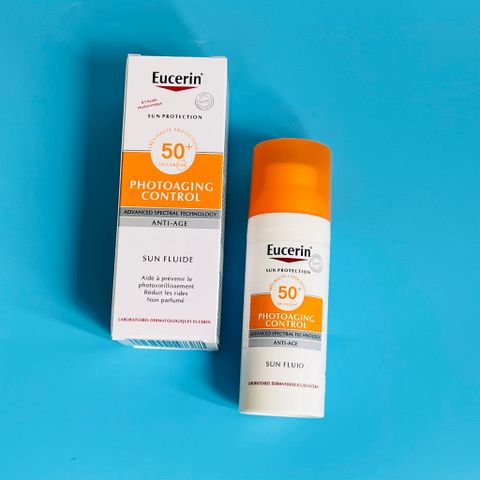 Kem Chống Nắng Eucerin Photoaging Control SPF50+ 50ml - Bảo Vệ Da Lão Hóa, Chống UVA/UVB, Kết Cấu Lỏng Nhẹ, Dưỡng Ẩm Tối Đa