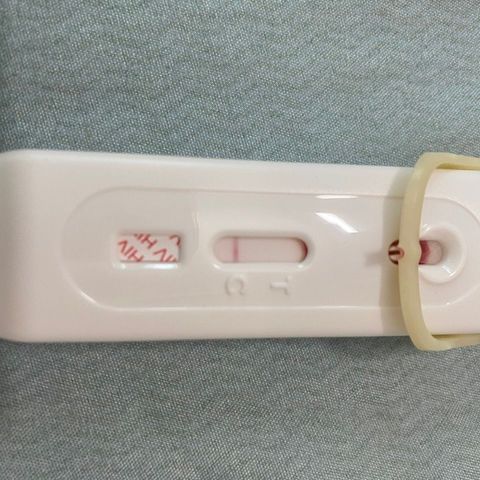 Que tự xét nghiệm HIV tại nhà Mylan - Thử nghiệm sức khỏe dễ dàng và chính xác từ Mỹ - Kiểm tra HIV nhanh chóng và an toàn tại nhà