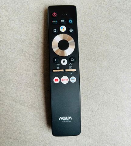 Điều Khiển Remote Tivi AQUA AQT - Giọng Nói Tích Hợp, Phím Bấm Êm Nhạy - Hàng Mới, Tặng Kèm Pin, Tương Thích Tivi SMART