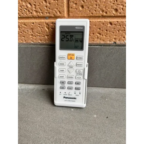 Điều khiển Điều Hòa Panasonic 2 Chiều Mới Fullbox - Giảm Sâu 16 Độ Kèm Pin và Đế Treo, Hàng Chính Hãng