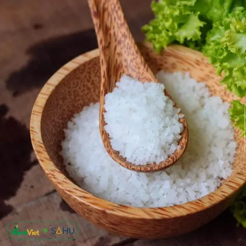 Muối Tre Sahu 1kg - 100% Muối Biển Tự Nhiên, Làm Theo Phương Pháp Truyền Thống, Không Hóa Chất, Gia Vị An Toàn Cho Bữa Ăn