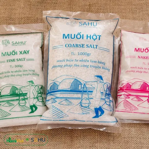 Muối Tre Sahu 1kg - 100% Muối Biển Tự Nhiên, Làm Theo Phương Pháp Truyền Thống, Không Hóa Chất, Gia Vị An Toàn Cho Bữa Ăn