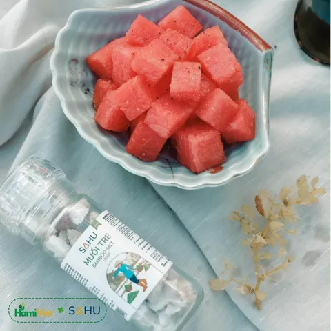 Muối Tre Cao Cấp Sahu - Muối Biển Tự Nhiên Hương Thơm, Vị Mặn Dịu, Giàu Khoáng Chất - Thích Hợp Cho Chay Và Gia Vị Sống 100g