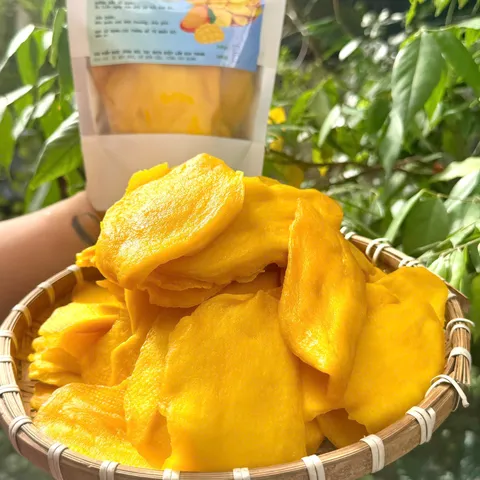 Xoài Sấy Dẻo Đặc Biệt Ít Đường 500gr - Trái Cây Sấy Khô Tự Nhiên, Ngon Miệng, An Toàn Cho Sức Khỏe