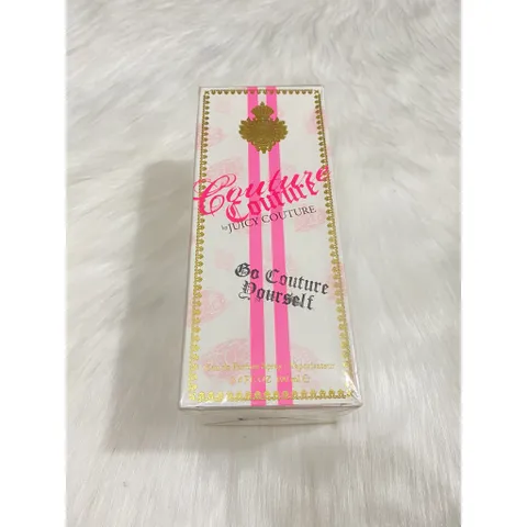 Nước Hoa Nữ Peace Love & Juicy Couture EDP 100ml - Hương Hoa Cỏ Nữ Tính, Quyến Rũ, Phong Cách Trẻ Trung, Lưu Hương Tạm 3-6 Giờ