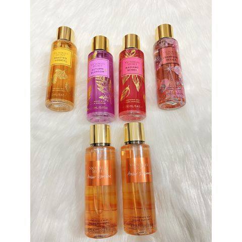 Xịt Thơm Toàn Thân Victoria's Secret Amber Romance 250ml - Hương Nha Đam & Cúc La Mã, Duy Trì Hương Thơm Lâu Dài