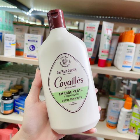 Sữa tắm hữu cơ hương hạnh nhân Cavailles Amande Verte chai 400ml - dưỡng ẩm hiệu quả