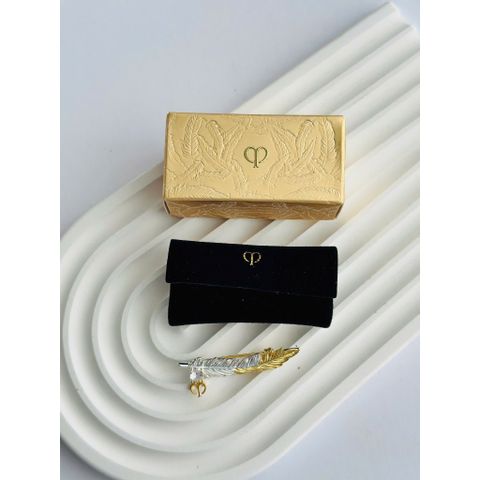 Cài áo somi blazer hãng Cle de Peau fullbox