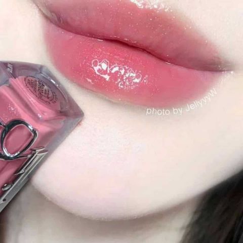Son Kem Dior Addict Lip Maximizer 026 Màu Hồng Đất Quyến Rũ - Sản Phẩm Cao Cấp Dưỡng Ẩm Và Tăng Độ Đầy Môi