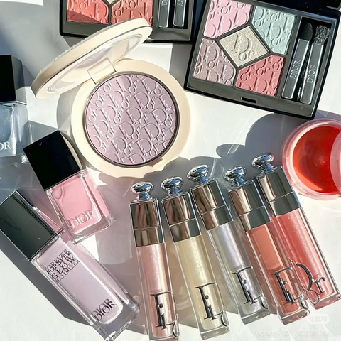 Son Dưỡng Dior Addict Lip Maximizer 082 Glowmania - Son Dưỡng Cao Cấp Màu Be Nhạt, Căng Mịn Và Quyến Rũ Cho Môi