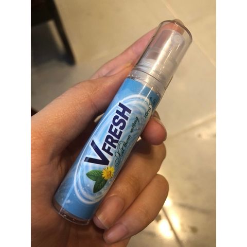 Xịt thơm miệng VFRESH bạc hà - Khử mùi hôi miệng, chống vi khuẩn, hơi thở thơm mát, 10ml/chai - Giải pháp tiện lợi cho mọi lúc.