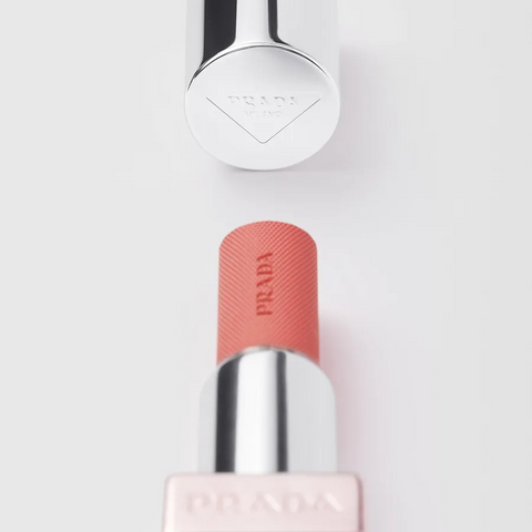 Son Dưỡng Prada Light Glowing Lipcolor U019 Brown - Son Môi Cao Cấp, Dưỡng Ẩm, Màu Nâu Sang Trọng, Chính Hãng, Phù Hợp Với Mọi Dịp
