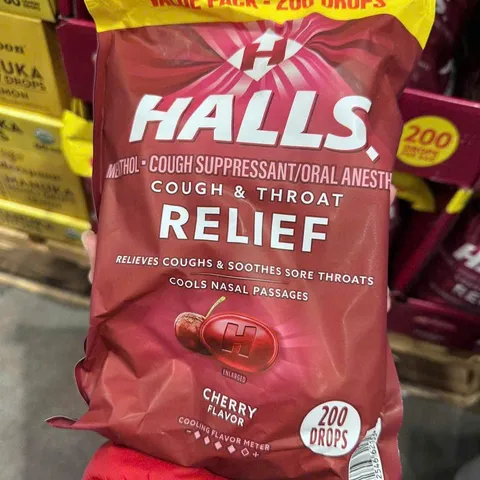 HALLS Relief Kẹo Ngậm Vị Cherry 800g - Giảm Khó Chịu Cổ Họng, Mát Lạnh, Tiện Lợi Dùng Hằng Ngày