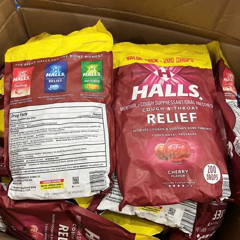 HALLS Relief Kẹo Ngậm Vị Cherry 800g - Giảm Khó Chịu Cổ Họng, Mát Lạnh, Tiện Lợi Dùng Hằng Ngày