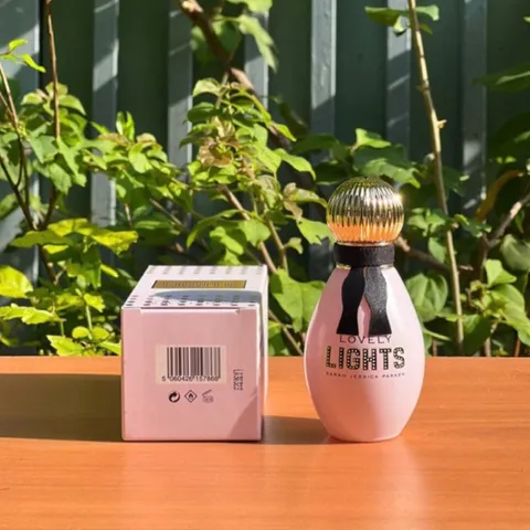 Nước Hoa Nữ Lovely Lights 30ml - Eau De Parfum Sarah Jessica Parker, Hương Thơm Tỏa Sáng, Cảm Hứng Broadway, Quà Tặng Độc Đáo