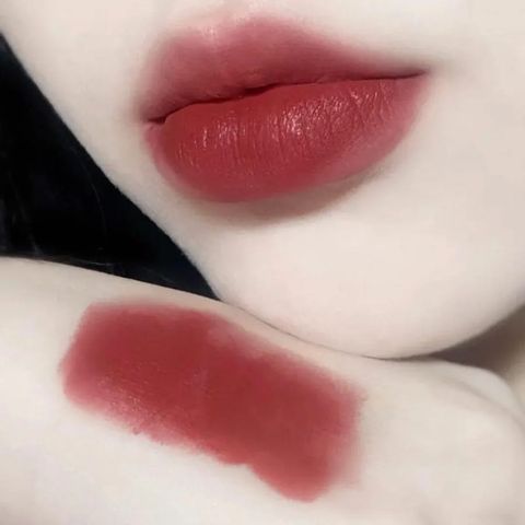Son Dior Limited 720 Icône New Look - Son Môi Màu Hồng Nâu Chính Hãng, Sang Trọng và Quyến Rũ cho Mọi Cô Gái