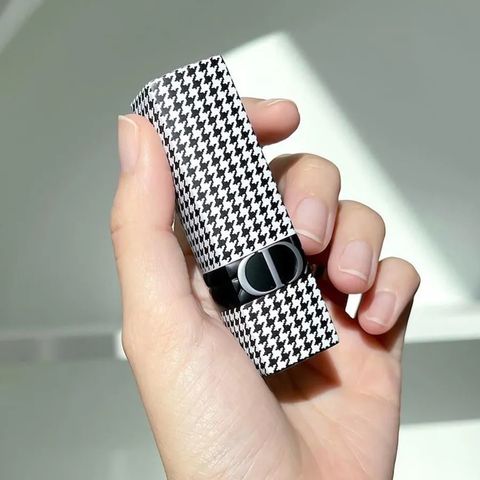 Son Dior Limited 720 Icône New Look - Son Môi Màu Hồng Nâu Chính Hãng, Sang Trọng và Quyến Rũ cho Mọi Cô Gái