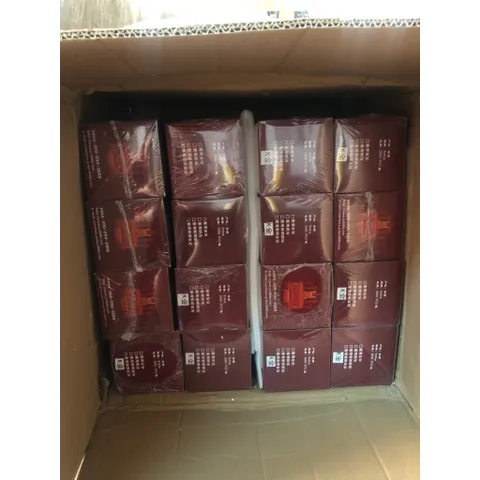 Lá Vàng Đế Vương K Giòn - Hộp 2000 Lá Dùng Dát Vàng Đồ Thờ, Tượng Phật, Trang Trí Nội Thất Cao Cấp, Nghệ Thuật Thủ Công