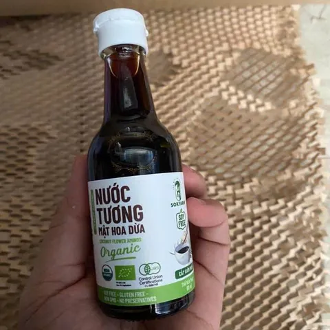Nước tương hữu cơ Sokfarm ít muối 60ml - Mật hoa dừa tự nhiên, gia vị hoàn hảo cho món ăn, thơm ngon, giàu axit amin, không đậu nành.