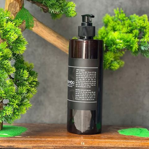 Dầu Gội Bồ Kết Thảo Mộc Escoco 500ml - Không Cay Mắt, Dưỡng Tóc Mềm Mượt, Giảm Gàu, Hương Thơm Dễ Chịu, Sản Phẩm Việt Nam
