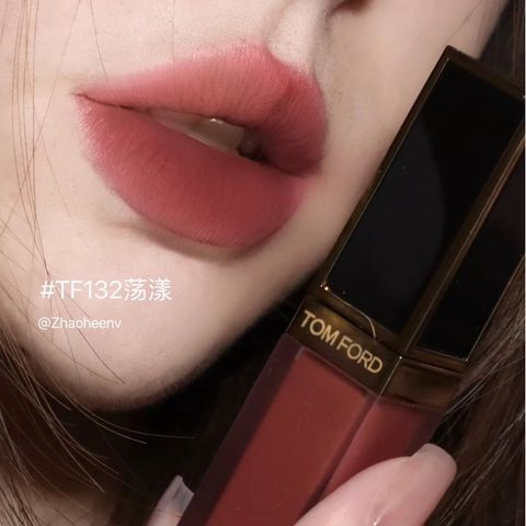 Son Kem Tom Ford Liquid Lip Luxe Matte 132 Heat Wave - Màu Đỏ Nâu Đất Sang Trọng, Chính Hãng, Độ Bám Lâu, Đôi Môi Căng Mọng