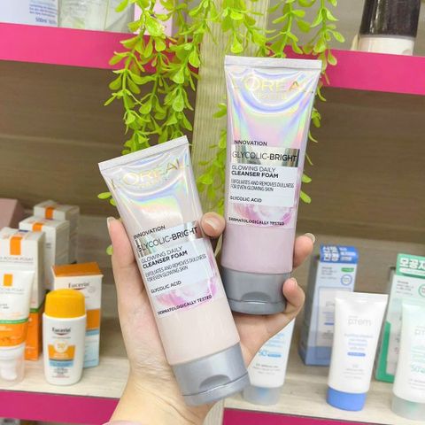 Sữa Rửa Mặt L'Oréal Glycolic-Bright 100ml - Làm Sáng Da, Giảm Xỉn Màu, Dưỡng Ẩm - Mỹ Phẩm Cao Cấp Từ Pháp