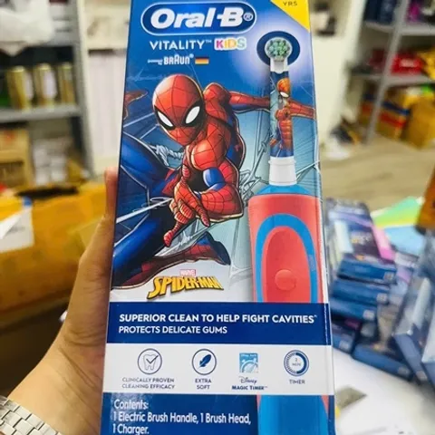 Bàn chải điện Oral-B cho bé trai - Chăm sóc răng miệng hiệu quả với công nghệ sóng siêu âm - Thiết kế sinh động, dễ sử dụng