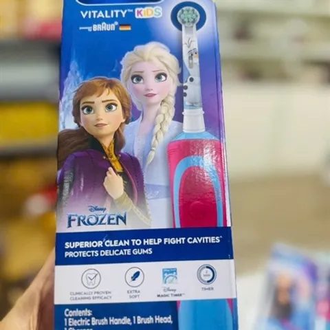 Bàn chải điện Oral-B Vitality Kids cho bé gái - Thiết kế đáng yêu, công nghệ làm sạch 2D hiệu quả, khuyến khích thói quen chăm sóc răng miệng