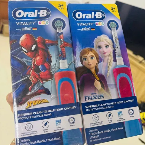 Bàn chải điện Oral-B Vitality Kids cho bé gái - Thiết kế đáng yêu, công nghệ làm sạch 2D hiệu quả, khuyến khích thói quen chăm sóc răng miệng