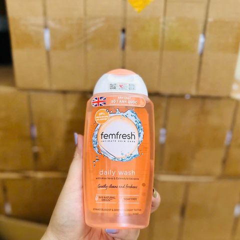 Dung dịch vệ sinh Femfresh Intimate Skin Care Daily Wash 250ml (cam)