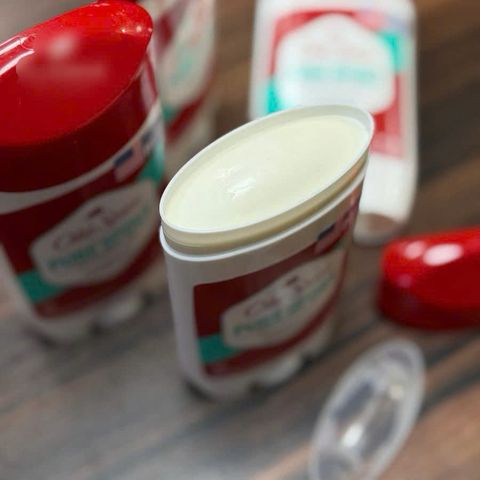 Lăn Khử Mùi Old Spice Pure Sport White 85g – Khô Thoáng, Hương Thể Thao Tươi Mát, Dành Riêng Cho Nam Giới Vận Động