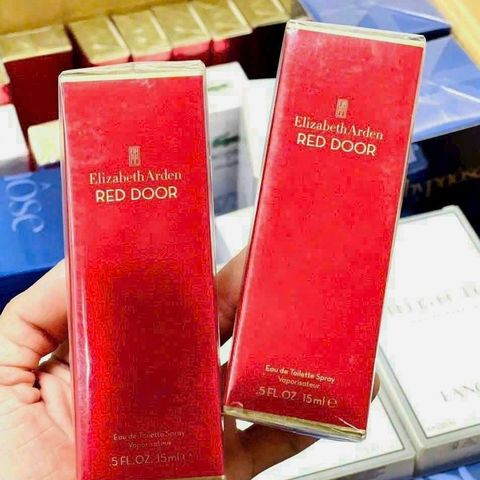 Lăn Khử Mùi Elizabeth Arden Red Door 40ml - Hương Cổ Điển Quyến Rũ, Kiểm Soát Mồ Hôi Hiệu Quả, Đem Lại Sự Tự Tin Cho Phái Nữ