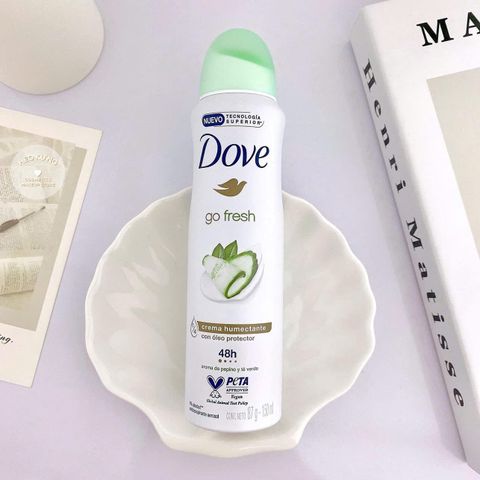 Xịt khử mùi Dove Go Fresh Dưa Leo 150ml