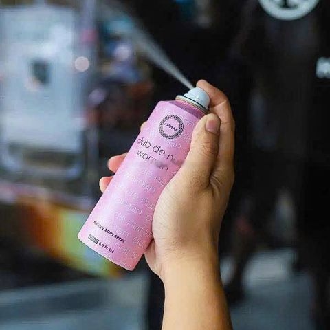 Xịt Khử Mùi Armaf Club De Nuit Body Spray Cho Nữ 200ml - Hương Thơm Quyến Rũ, Sang Trọng, Tiện Lợi, Lưu Hương Lâu Dài