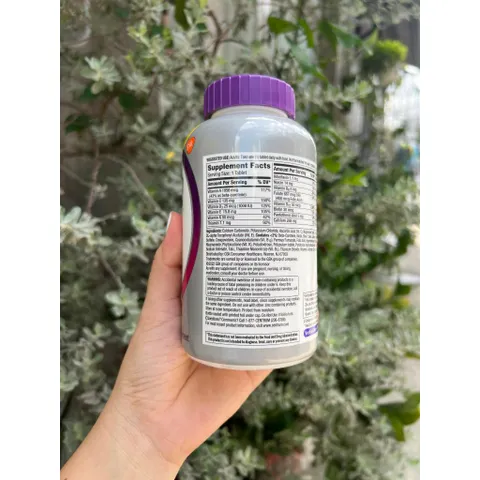 Centrum Silver Women 50+ - Vitamin Tổng Hợp Bổ Sung A, C, D3, E, Canxi, Khoáng Chất, Hỗ Trợ Sức Khỏe Tim Mạch & Xương Khớp - 275 Viên