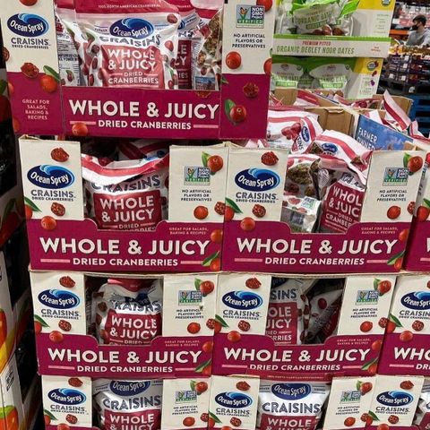 Nam Việt Quất Sấy Khô CRAISINS WHOLE & JUICY 1.81KG - Bổ Sung Dinh Dưỡng, Chất Xơ, Vitamin C, Ăn Vặt Ngon Miệng