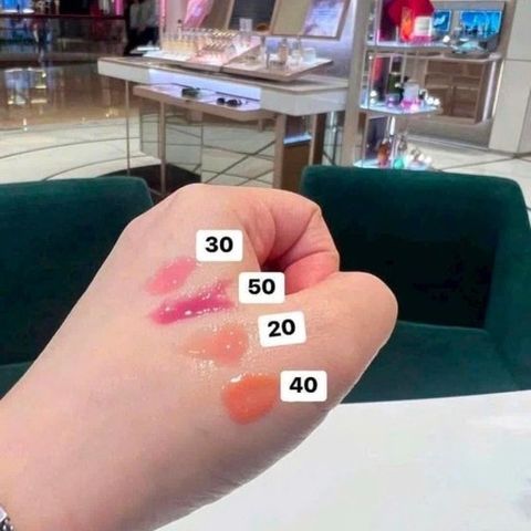 Son Dưỡng La Mer The Lip Volumizer 7ml Màu Hồng Berry - Giúp Môi Căng Đầy, Kết Hợp Dưỡng Ẩm Từ Chiết Xuất Tự Nhiên
