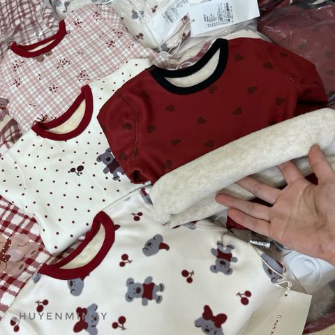 Bộ Đồ Ngủ Lót Lông Ấm Áp Màu Đỏ Giáng Sinh Cho Bé - Thời Trang Thu Đông Dễ Thương Cho Bé Trai Gái 2025