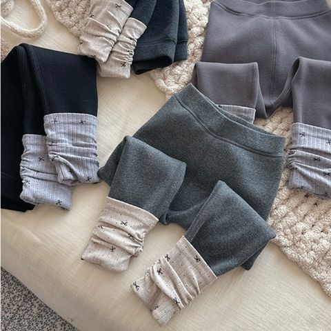 Quần Legging Nối Tất Dày Dặn Lót Lông Cừu Cho Bé Gái 1-8 Tuổi, Co Dãn Mềm Mại Mùa Thu Đông Phong Cách Hàn Quốc
