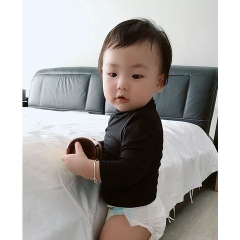 Áo Thun Lạnh Cổ Tròn Minky Mom Cho Bé - Chất Liệu Cotton Thoáng Mát, Size Đa Dạng, Phong Cách Quảng Châu