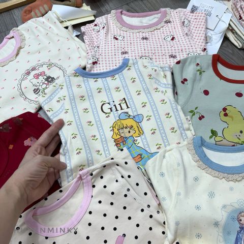 Bộ Quần Áo Dài Tay Cotton Cho Bé Gái Chất Liệu Nguyên Chất, Họa Tiết Dễ Thương - Thời Trang Mùa Đông 2025