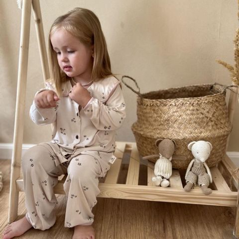 [PEEKABOO] Bộ Đồ Dài Tay Chấm Bi Peekaboo Quảng Châu
