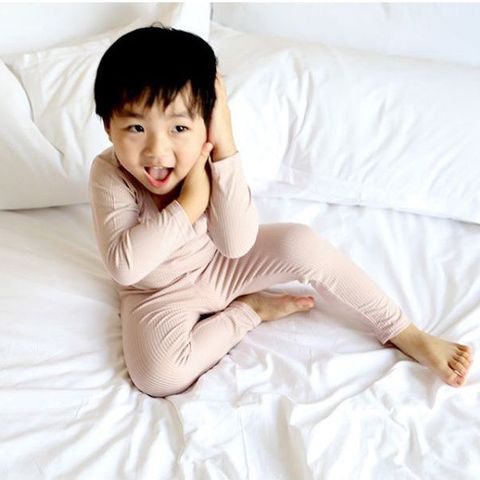 Bộ Dài Tay Thun Tăm Cạp Chun Minky Mom Siêu Mềm Mại Cho Trẻ Em - Chất Co Dãn, Thoáng Mát, Phù Hợp Mùa Đông
