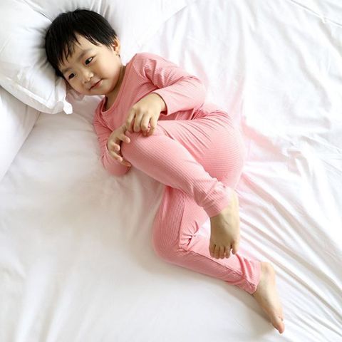 Bộ Dài Tay Thun Tăm Cạp Chun Minky Mom Siêu Mềm Mại Cho Trẻ Em - Chất Co Dãn, Thoáng Mát, Phù Hợp Mùa Đông