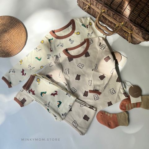 Bộ Đồ Dài Tay Thu Đông Hàn Quốc Cho Bé Trai Gái - Bộ Quần Áo Mặc Nhà Đi Học, Chất Cotton Dày Dạn, Ấm Áp Mùa Lạnh