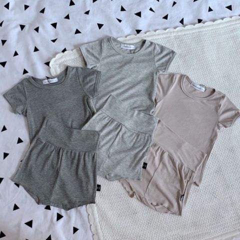 Bộ Cộc Thun Lạnh Minky Mom Cao Cấp - 16 Màu Ngọt Ngào, Thoáng Mát Cho Bé - Quần Chip Nằm Điều Hòa Thời Trang Trẻ Em