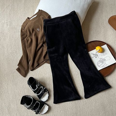 Ambbkids 2024-Quần Dài Nhung Lót Lông Ống Loe, Ống Vảy Siêu Ấm Mềm Mại Phong Cách Sành Điệu Cho Bé Gái Thu Đông 2024