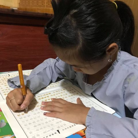 Vở Chép Kinh Thập Thiện Nghiệp Đạo Chữ Hán In Mờ - Sách Học Tiếng Trung Dành Cho Người Tập Tu - Quà Tặng Phật Tử